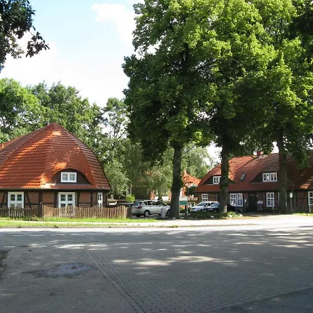 Apartment 4 Wunderschoene Im Kavaliershaus Schwerin (Mecklenburg-Vorpommern)