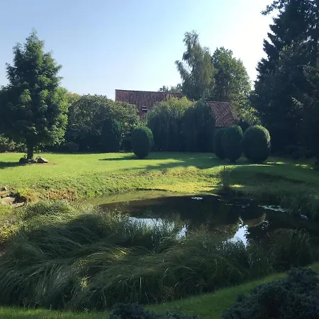 公寓 4 Wunderschoene Im Kavaliershaus 什未林