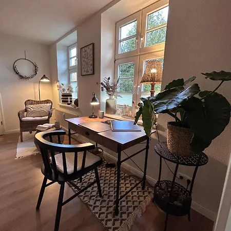 Apartamento 4 Wunderschoene Im Kavaliershaus Schwerin (Mecklenburg-Vorpommern)