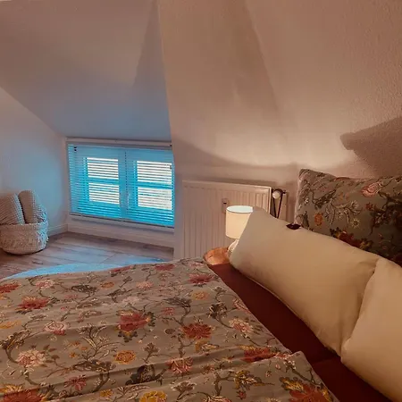 Apartment 4 Wunderschoene Im Kavaliershaus