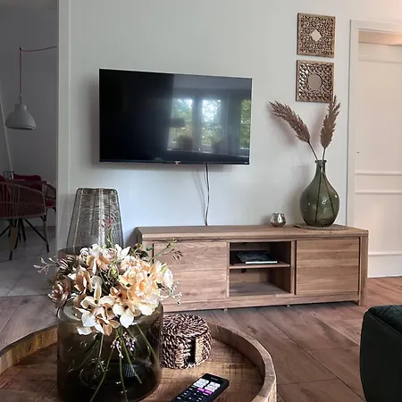 Appartamento 4 Wunderschoene Im Kavaliershaus Schwerin (Mecklenburg-Vorpommern)